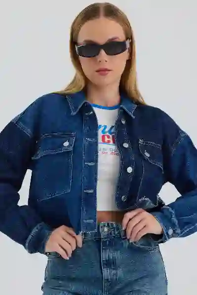 Resim İki Renklı Alt Kesik Denim Ceket